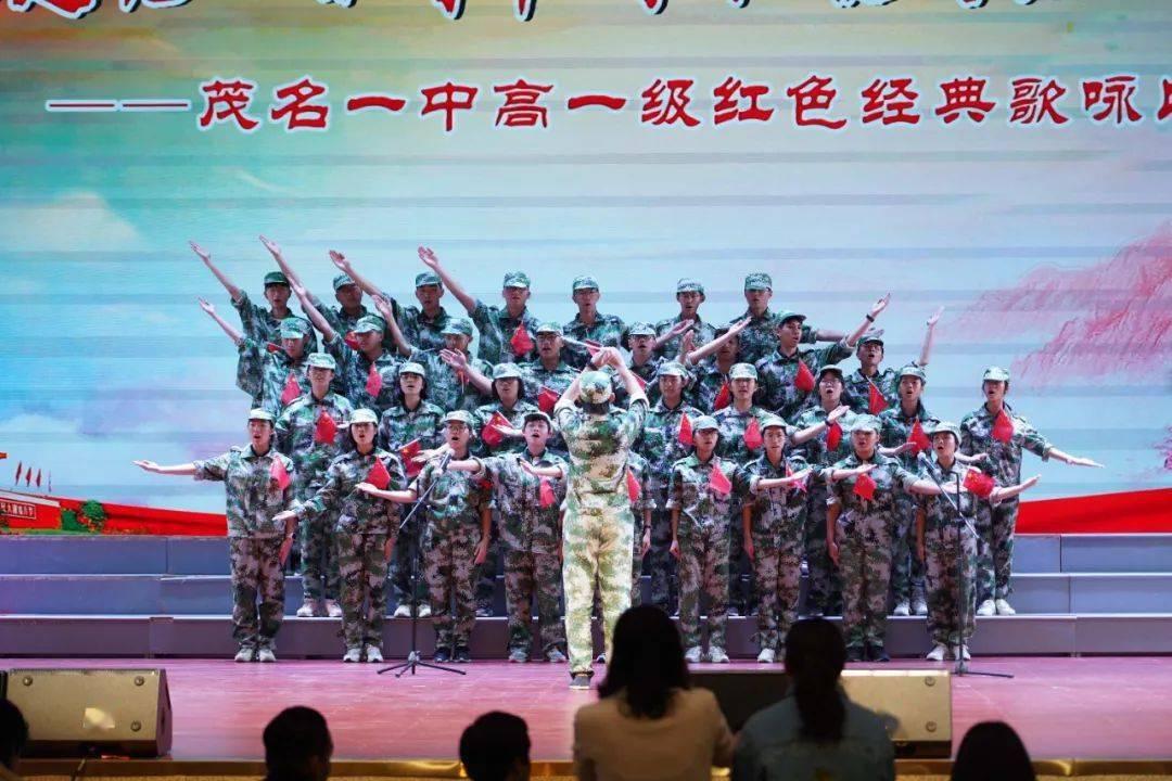 重庆市劳动人民文化宫党总支书记、主任李鑫涉嫌严重违纪违法接受审查调查