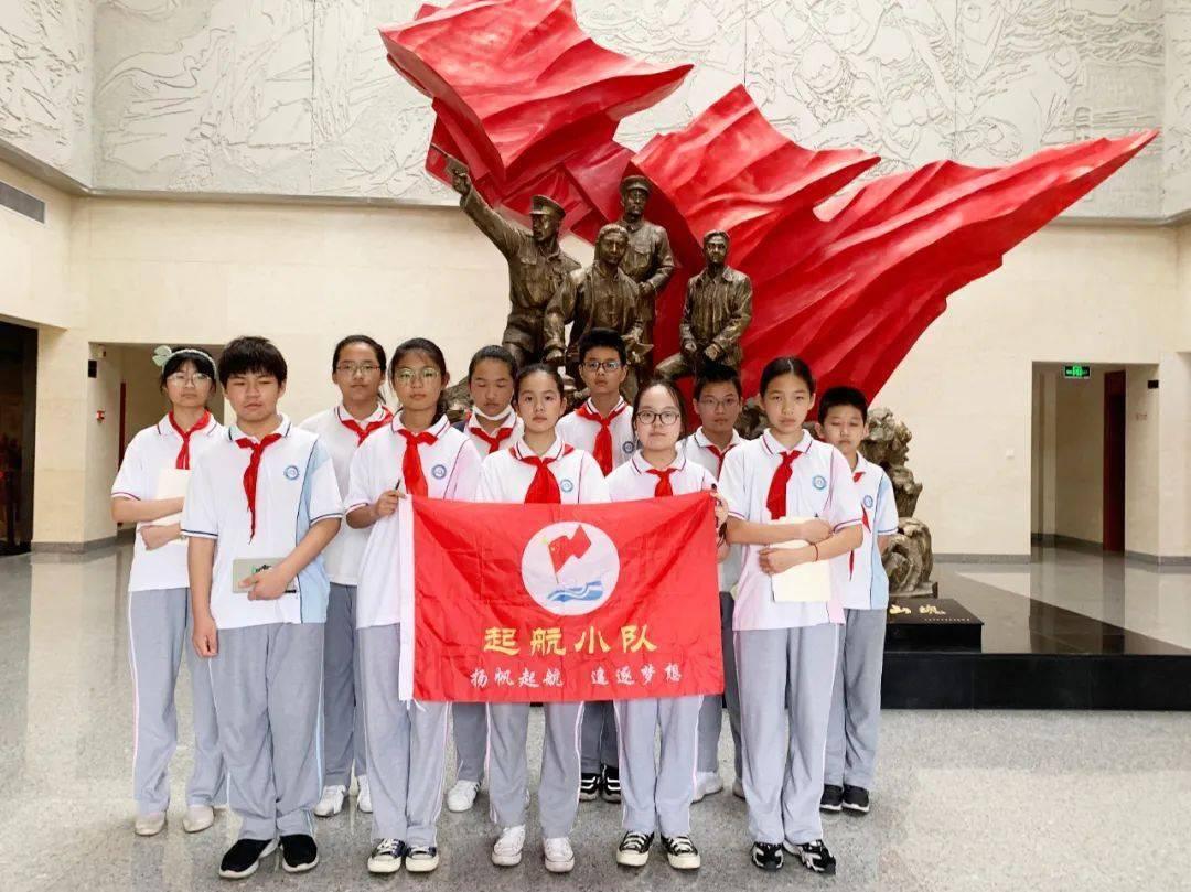 逃出上锁的现代房间2
