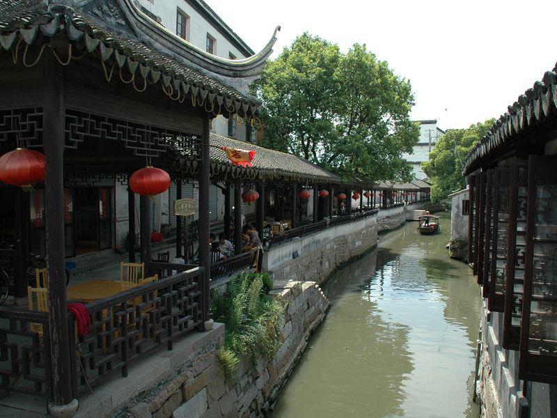 公司有权利“保管”职工的个人证书/证件吗？